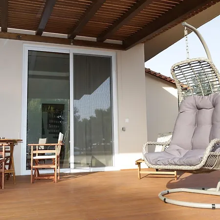 Artemis Aparthotel Romanos (Messenia)