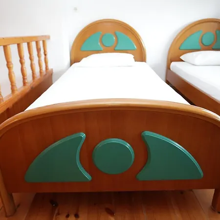 Artemis 3* Romanos (Messenia)