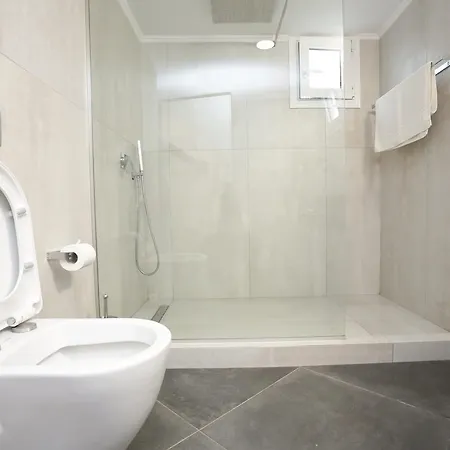 Artemis 3* Romanos (Messenia)