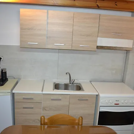 아파트호텔 Artemis Romanos (Messenia)