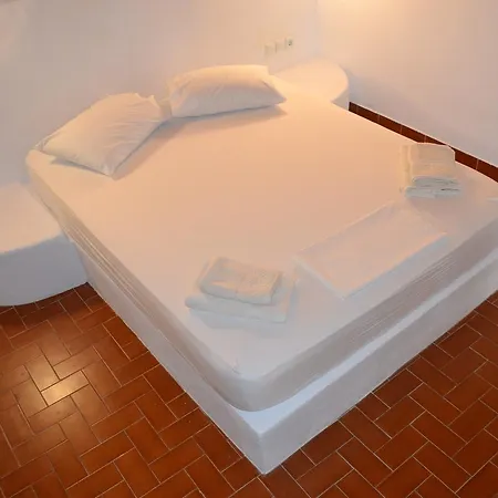 아파트호텔 Artemis 3*