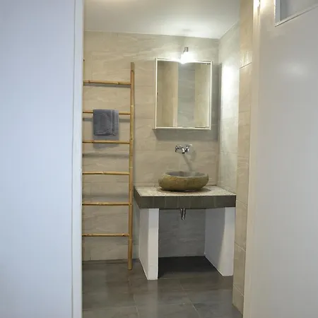 Artemis 3* Romanos (Messenia)