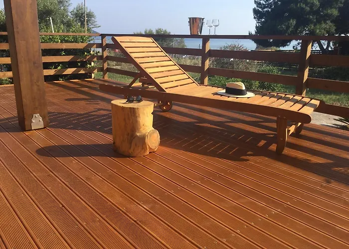 Artemis 3* Romanos (Messenia)