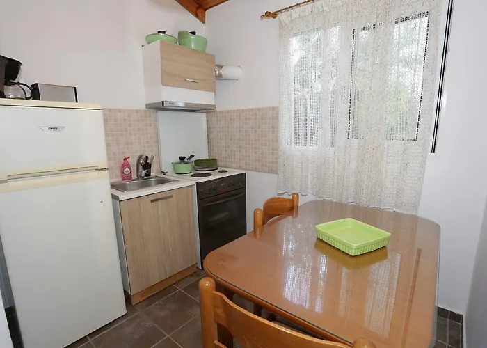 Artemis Appart hôtel Romanos (Messenia)