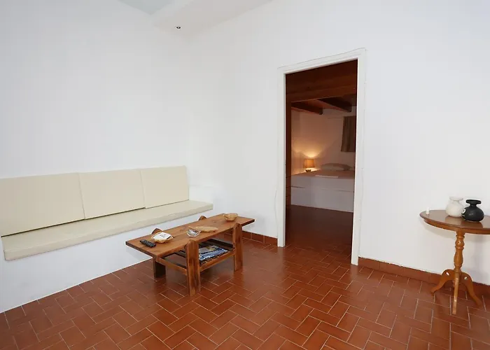 Artemis 3* Romanos (Messenia)